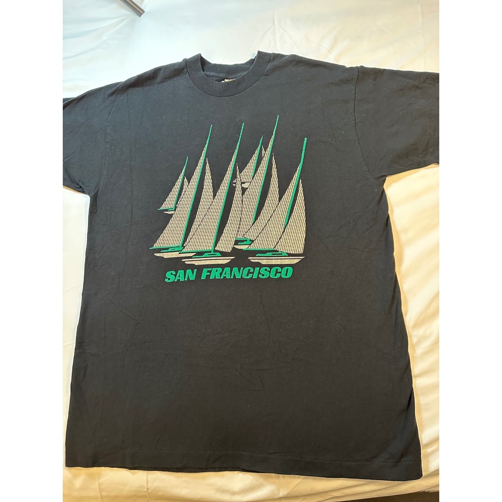 Vintage Fruit of the Loom San Francisco Sailboat Graphic T-Shirt Black XL 90s